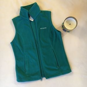 WITH TAGS! Columbia Teal Vest, size XS
